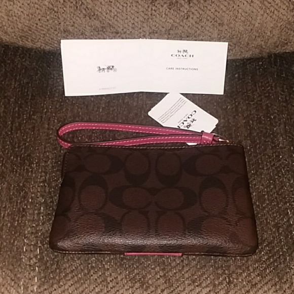 •Last Price Drop•💖BNWTS💖 Coach Wristlett - Picture 2 of 8